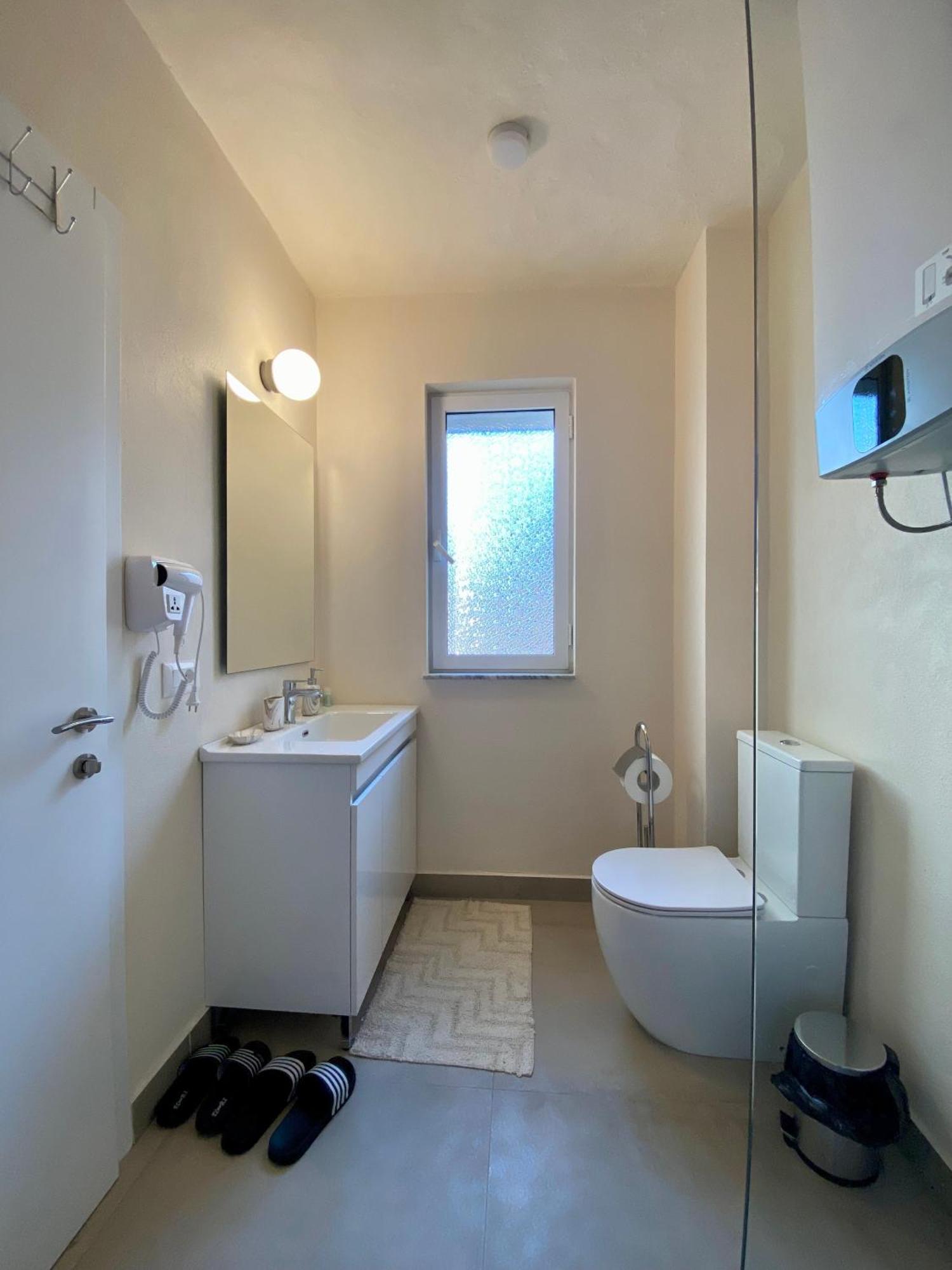 טיראנה Lucas Central Oasis Studios מראה חיצוני תמונה